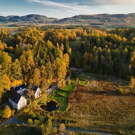 Nature Retreat Near Janowice *